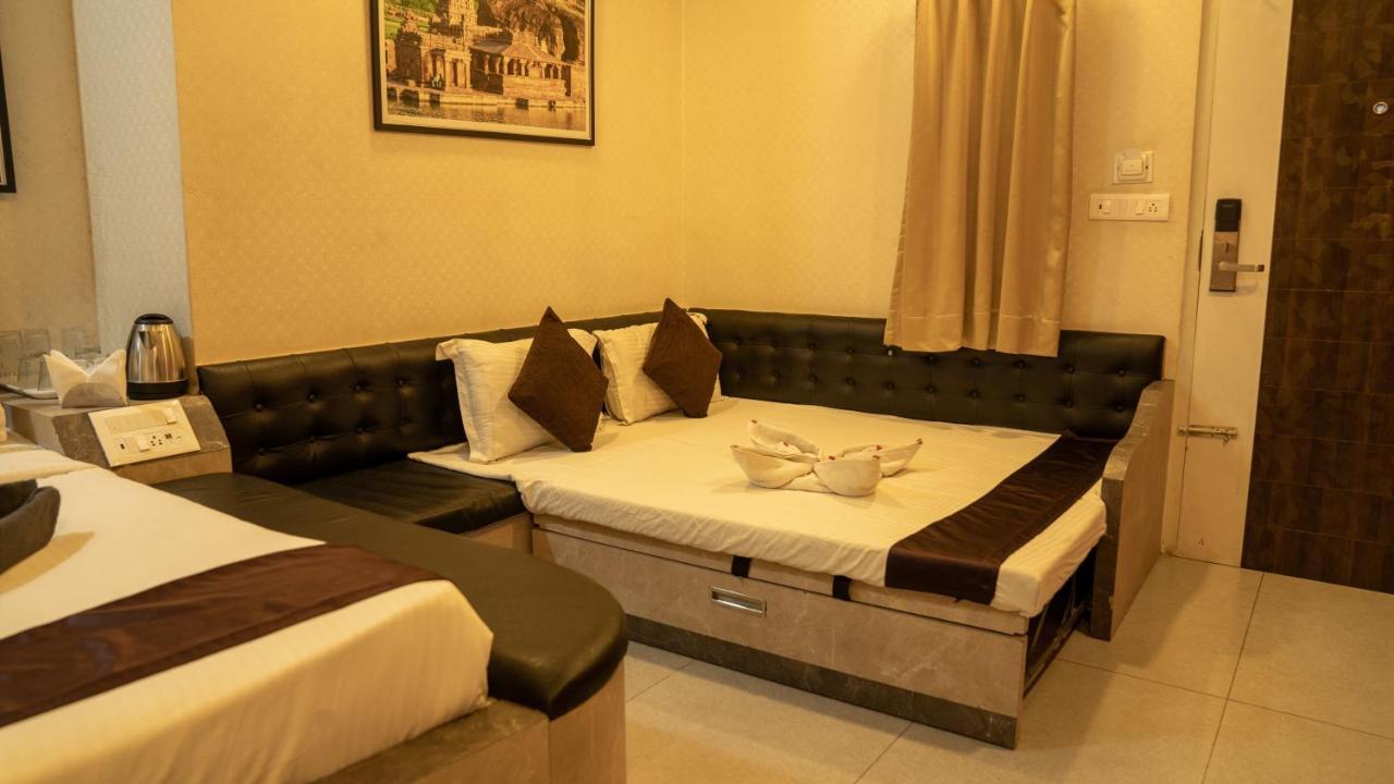 Fabhotel Seasons Suites - Jp Nagar 班加罗尔 外观 照片